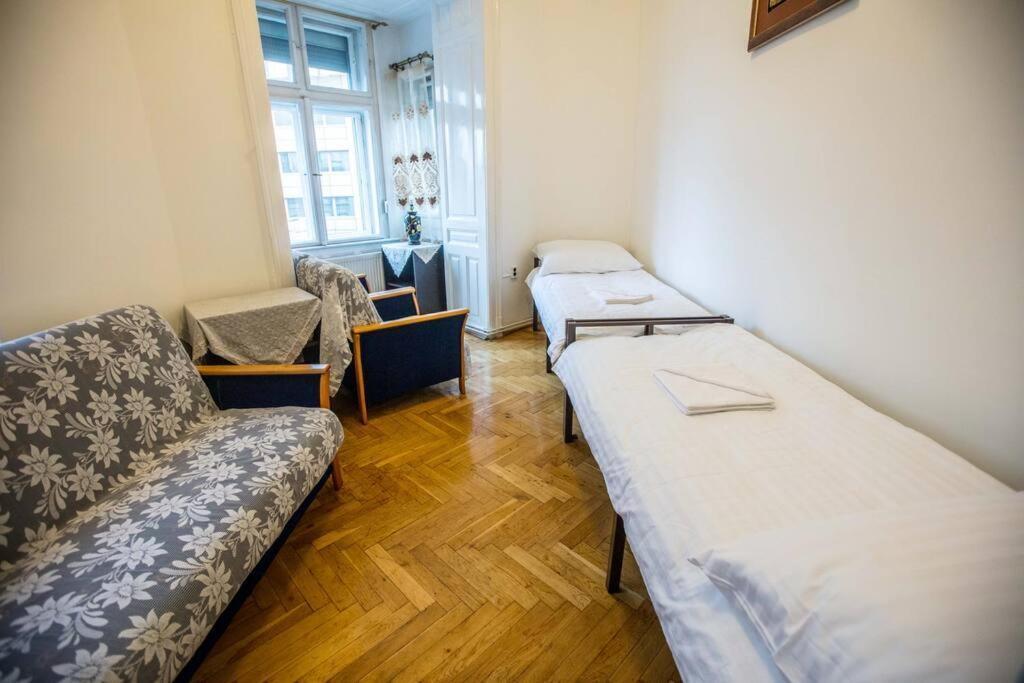 Keleti Apartment City Center Big Flat Bedroom Private Use Boedapest Buitenkant foto