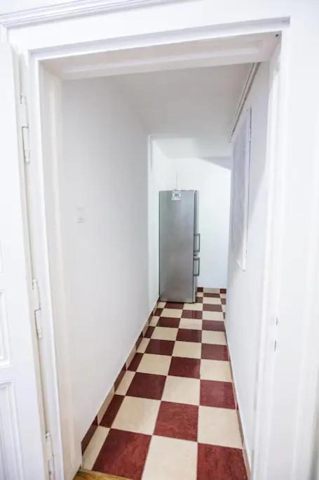 Keleti Apartment City Center Big Flat Bedroom Private Use Boedapest Buitenkant foto