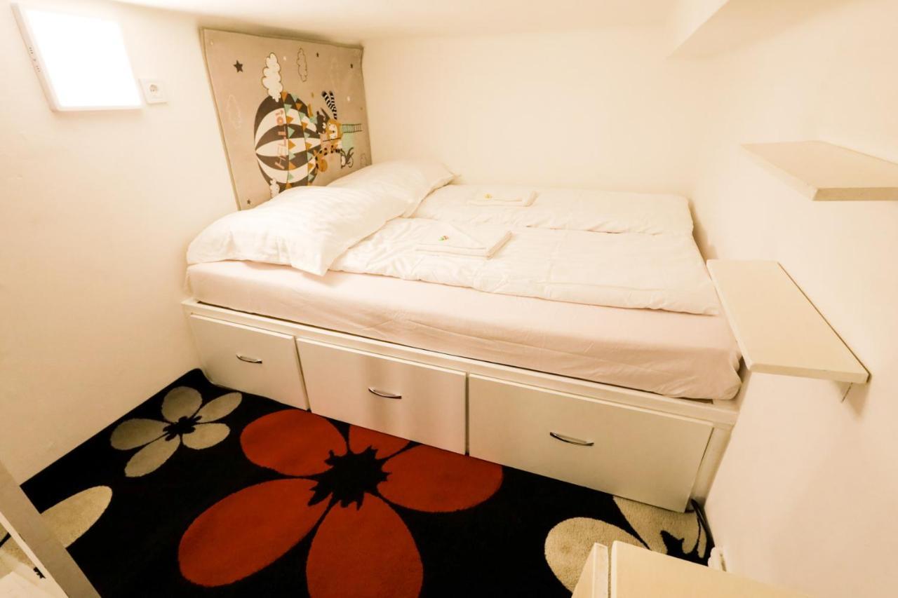 Keleti Apartment City Center Big Flat Bedroom Private Use Boedapest Buitenkant foto